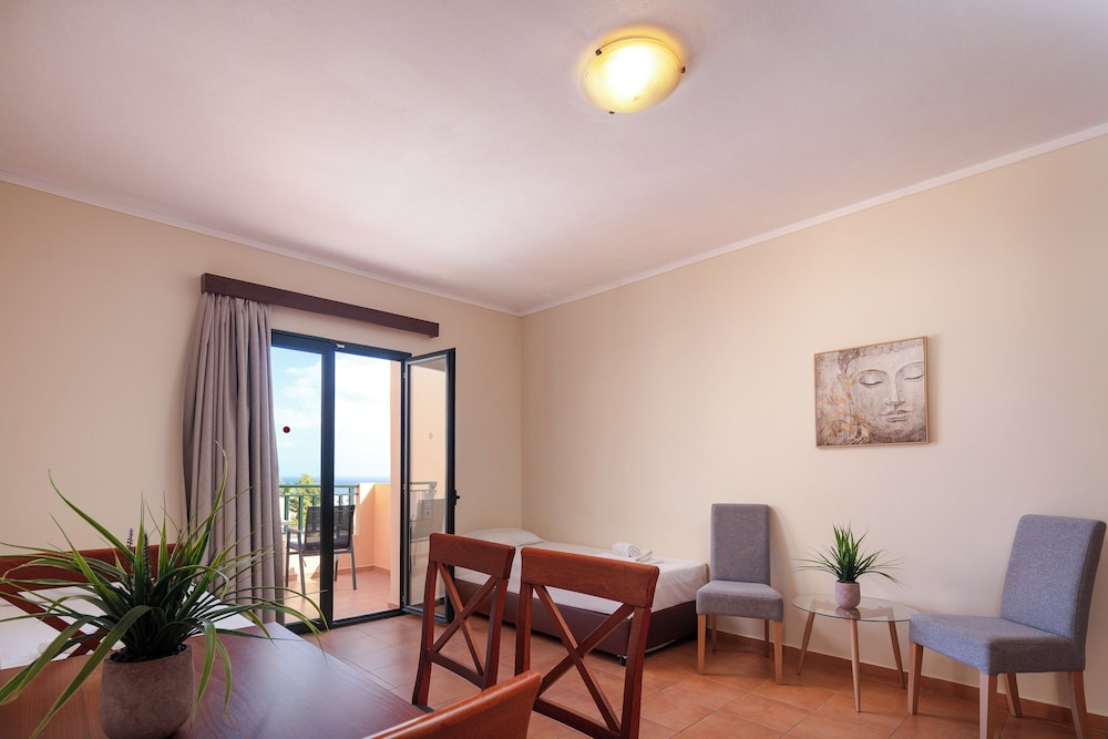 

Milano - Kato Gouves - Dia Apartments