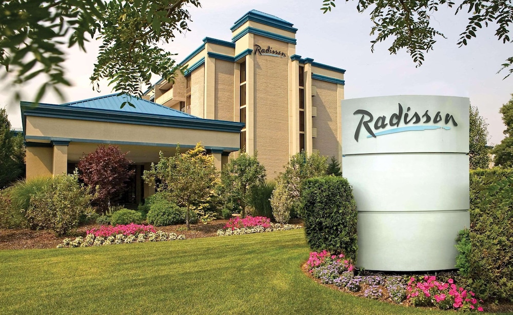 

Napoli - Islandia - Radisson Hotel Hauppauge-Long Island