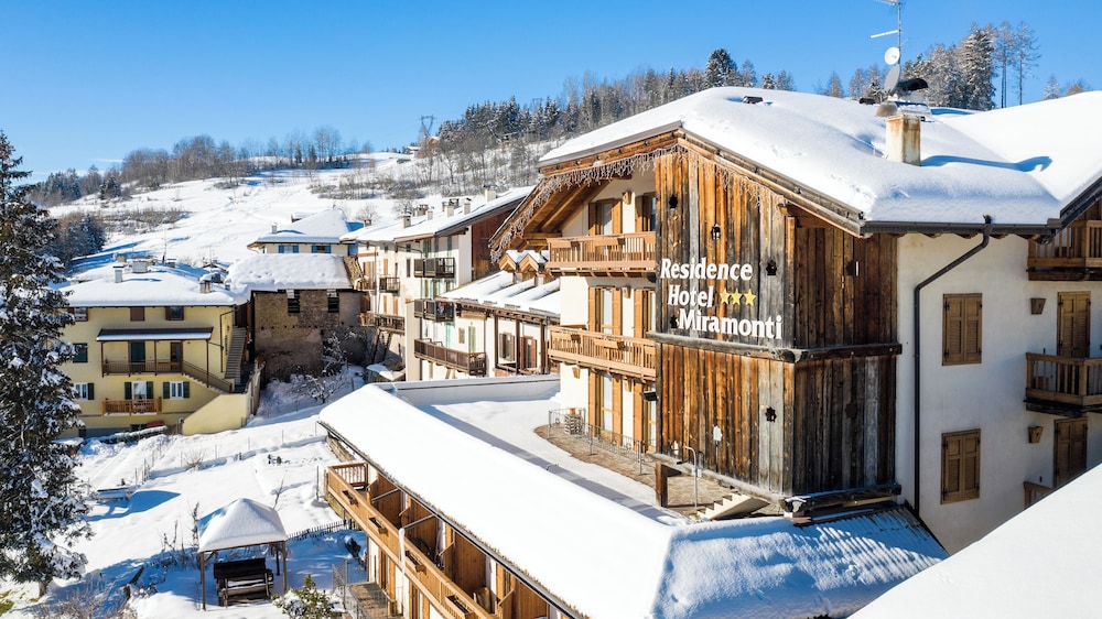 

Brindisi - Val di Fiemme, Montagna Italia - Residence Miramonti