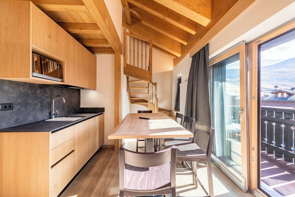 

Napoli - Livigno - Residence Nevegall