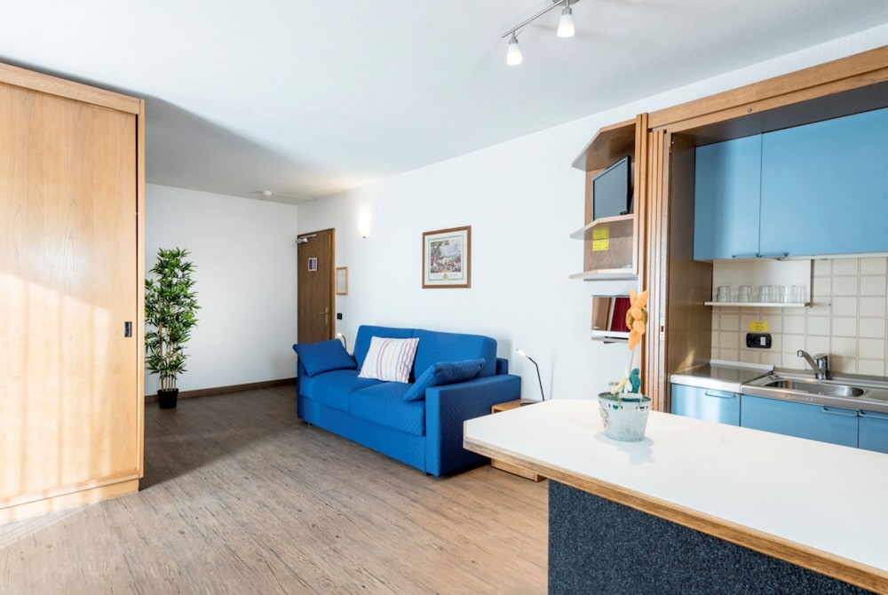

Bari - Livigno - Residence Nevegall