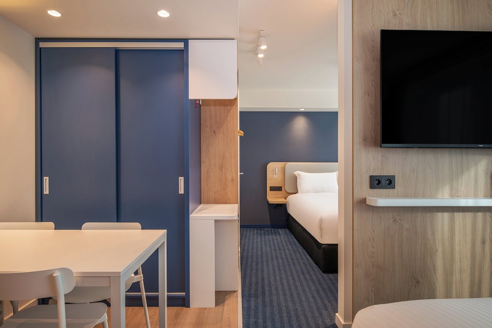

Napoli - Gent - Holiday Inn Express & Suites Ghent, an IHG Hotel