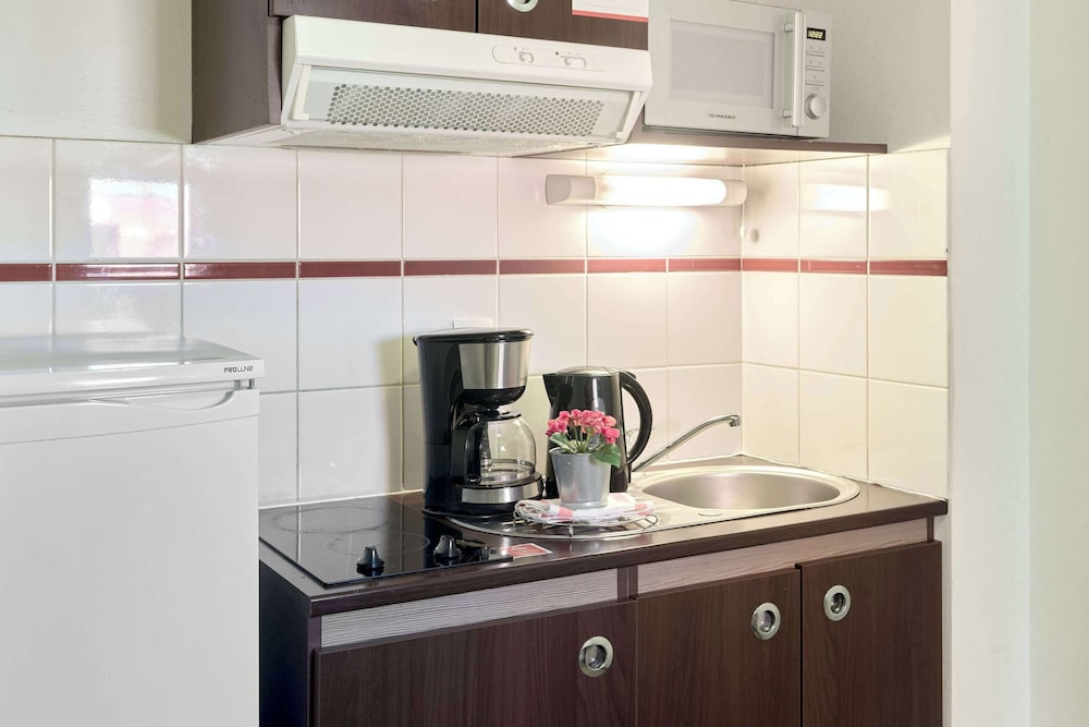 

Roma - Versailles - Comfort Aparthotel Versailles, St Cyr l'Ecole