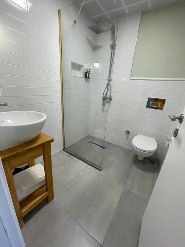 

Verona - Istanbul, New Airport - Meshk Airport Hotel