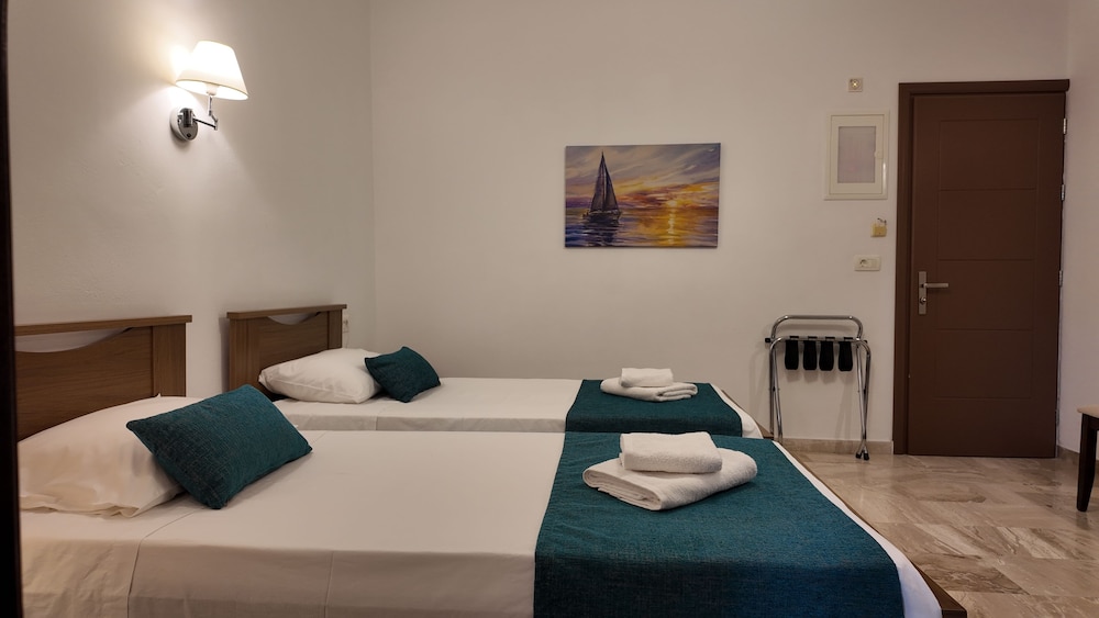

Venezia - Santorini-Akrotiri - Hotel Marybill