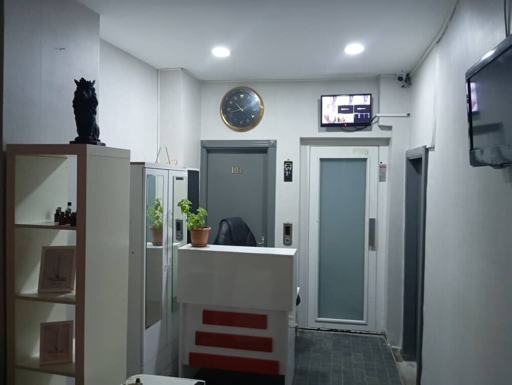

Firenze - Istanbul - Taksim Plaza Suite