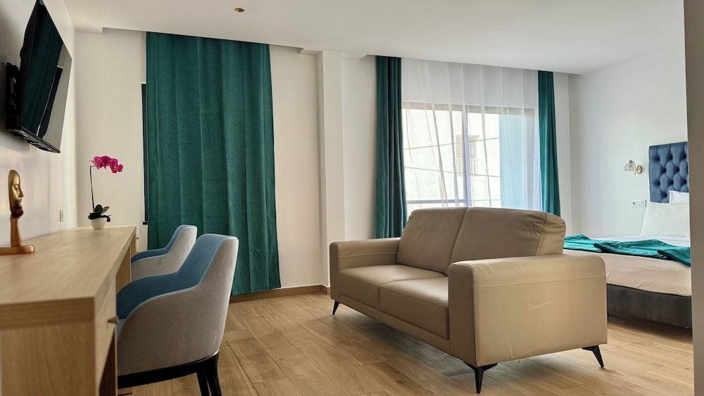 

Firenze - Tarrafal, Isola di Santiago - Hotel Blue Sky