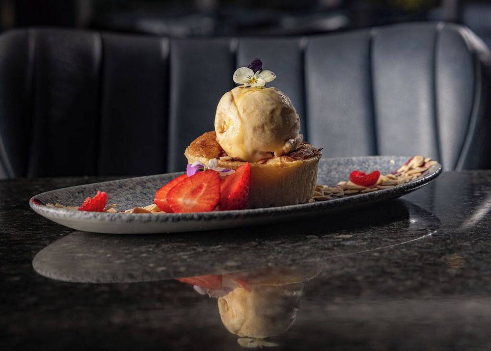 

Pisa - Blackrock - Sandymount Hotel
