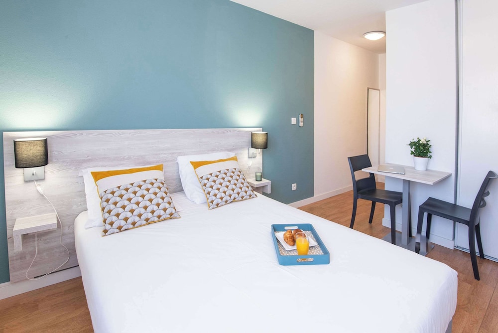 

Roma - Aix-en-Provence - Comfort Aparthotel Aix Le Tholonet