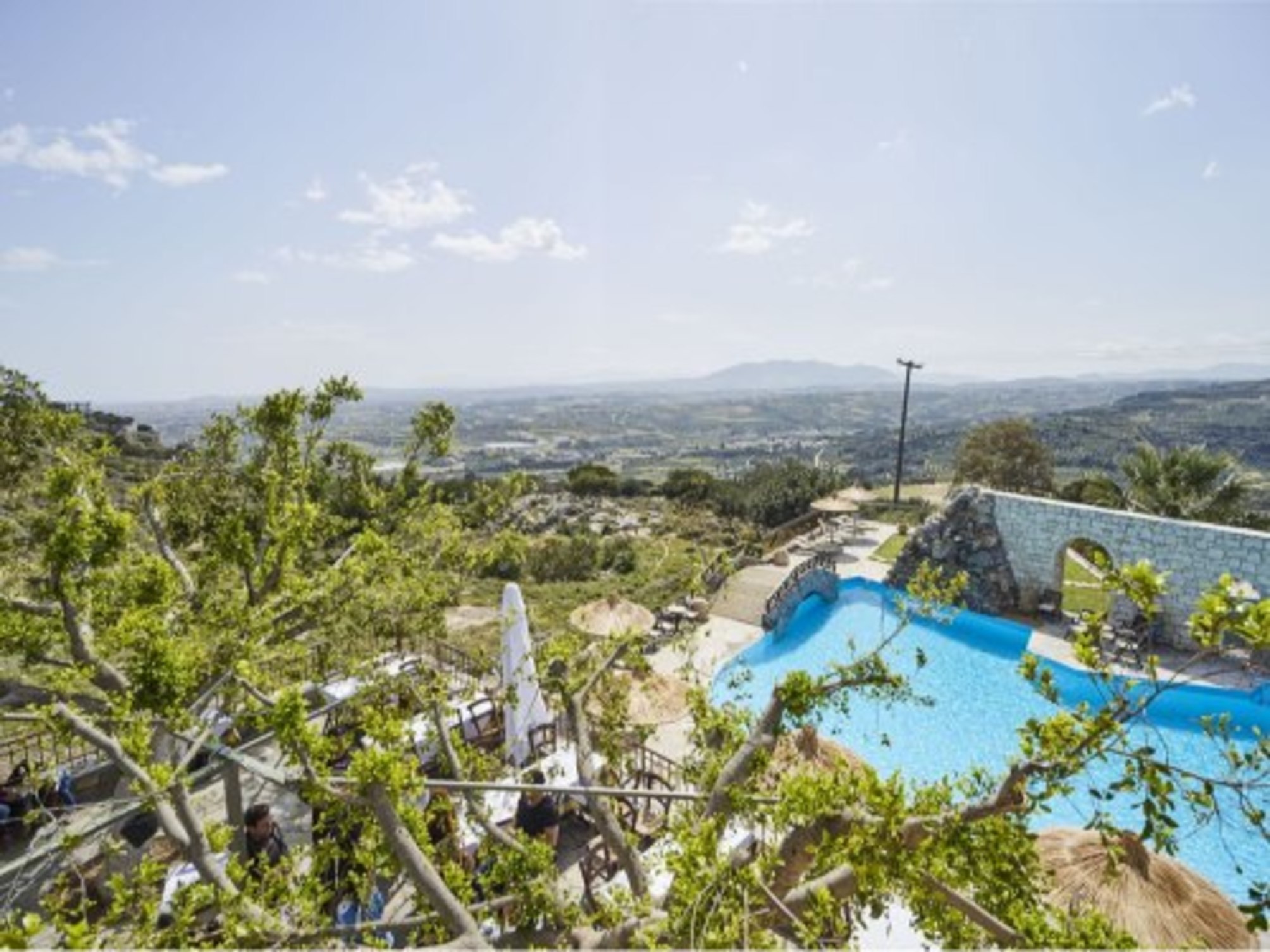 

Napoli - Heraklion - Arolithos Traditional Village Hotel