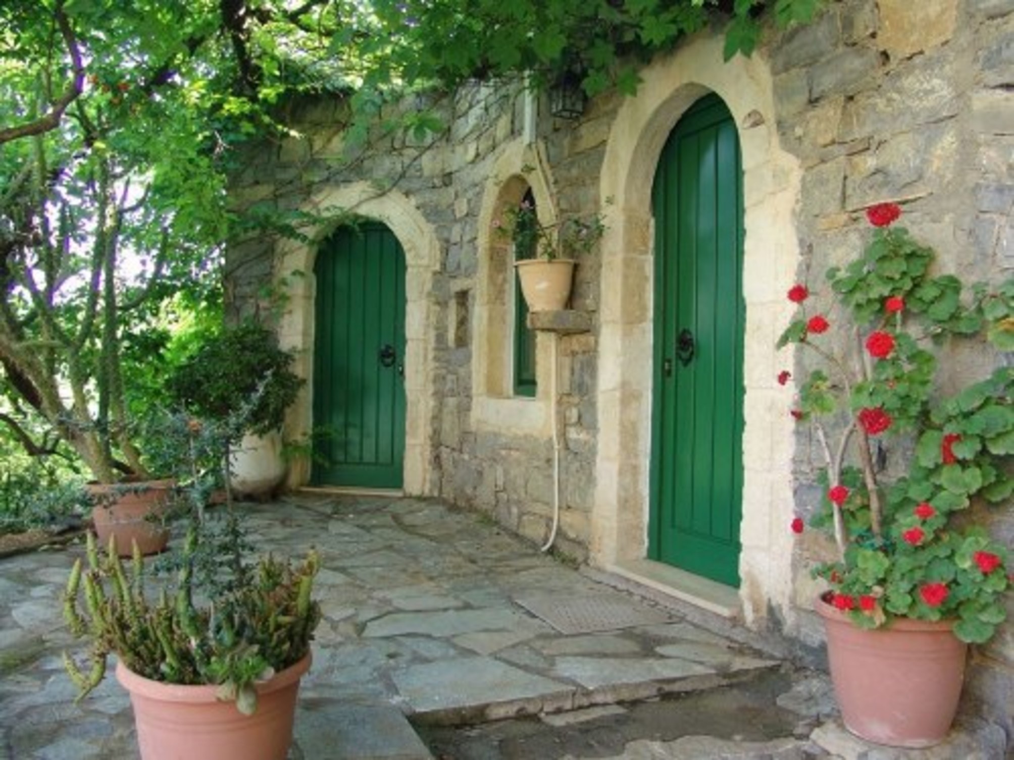 

Torino - Malevizi - Arolithos Traditional Village Hotel