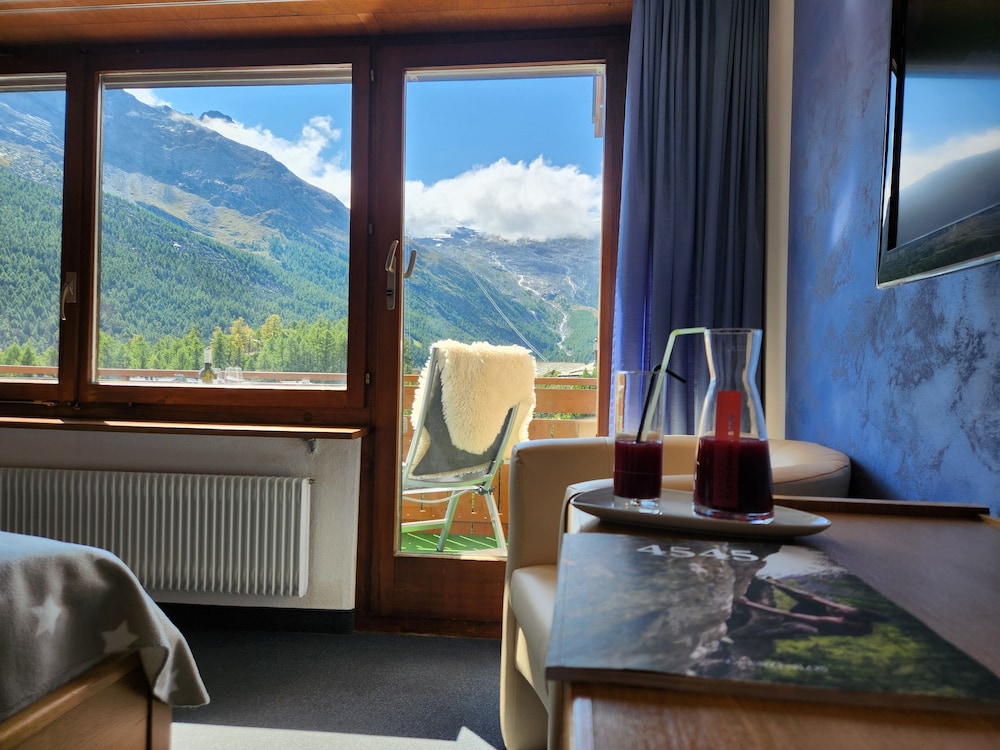 

Napoli - Saas-Fee - Hotel Etoile & Alpenperle Residences