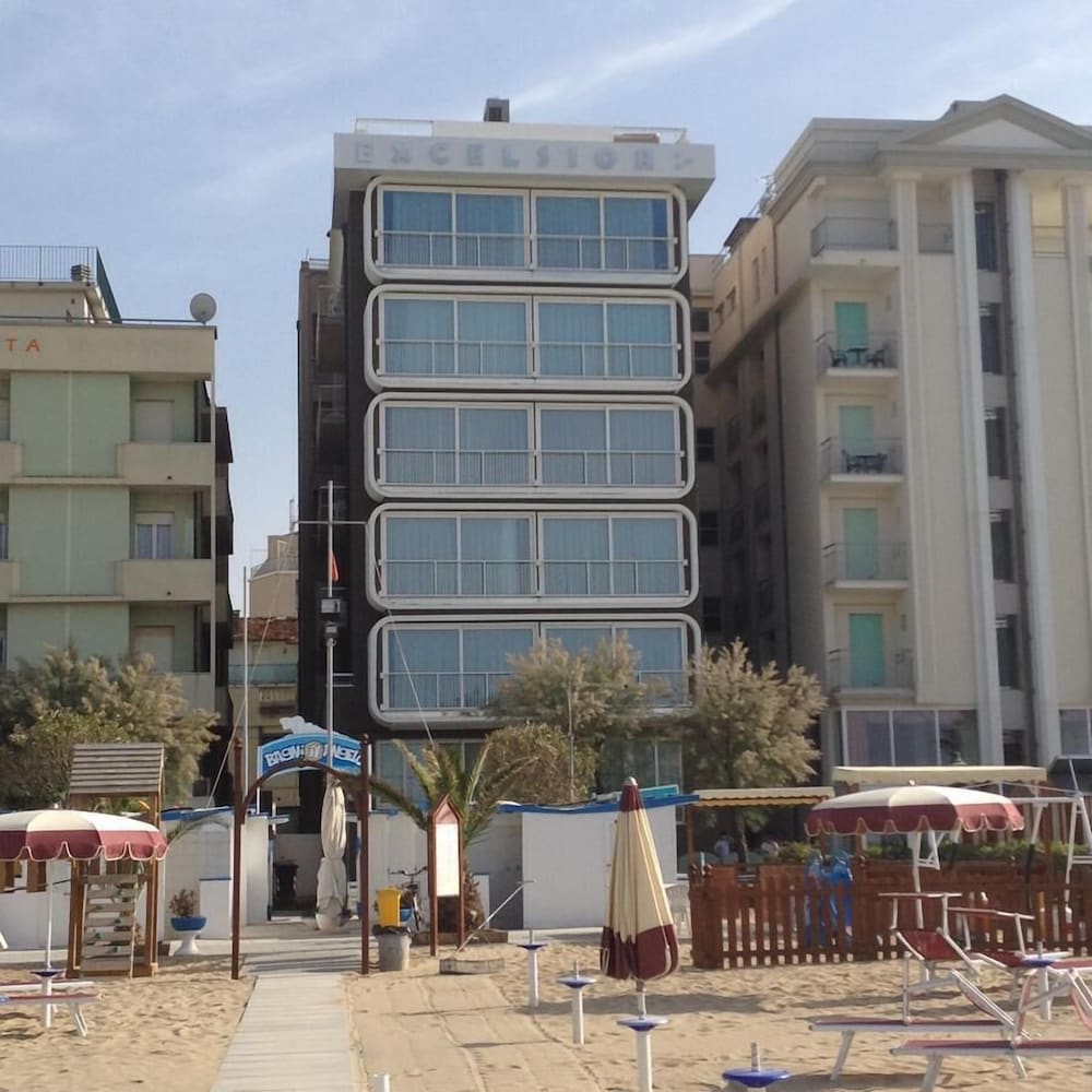 

Milano - Riccione - Hotel Excelsior