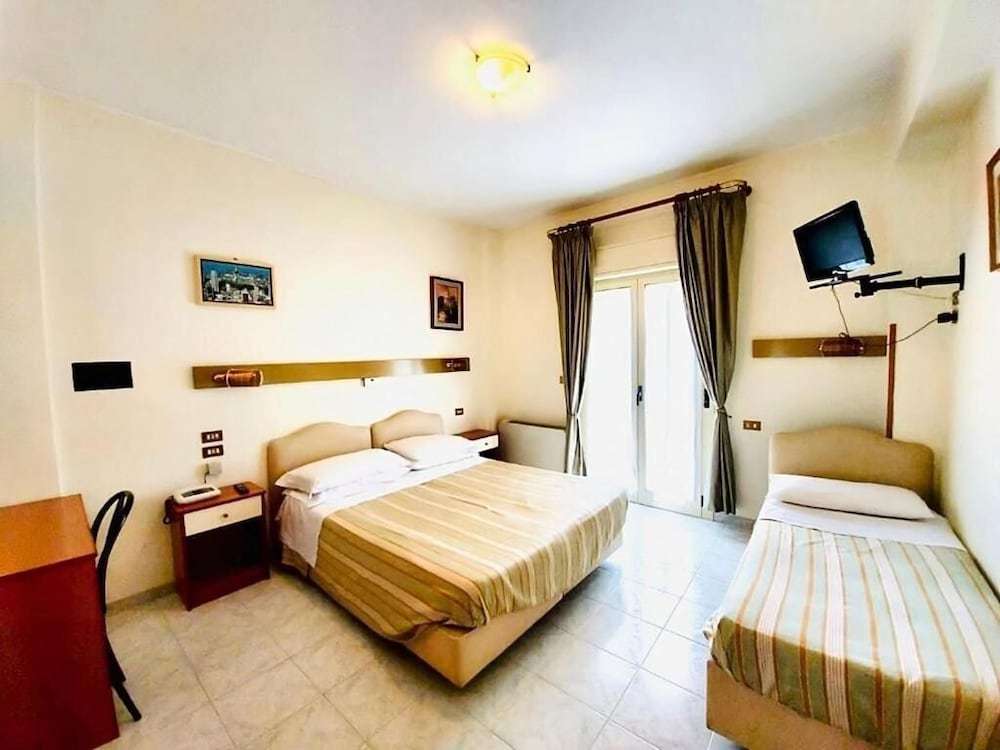 

Venezia - Scilla - Albergo delle Rose