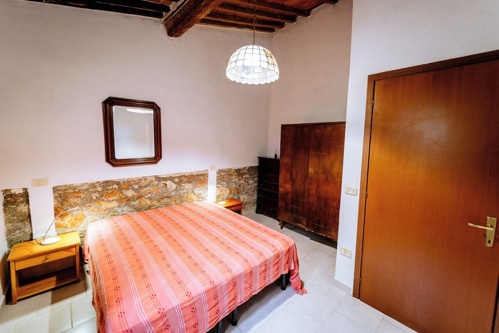 

Catania - Grosseto - Agriturismo Bio San Mamiliano