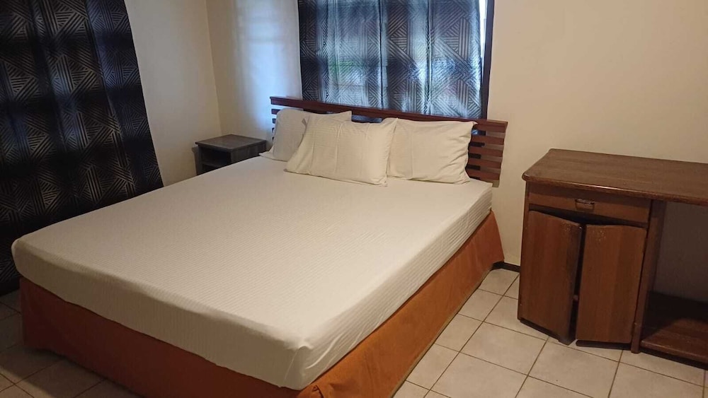 

Milano - Sigatoka - Bula Retreat