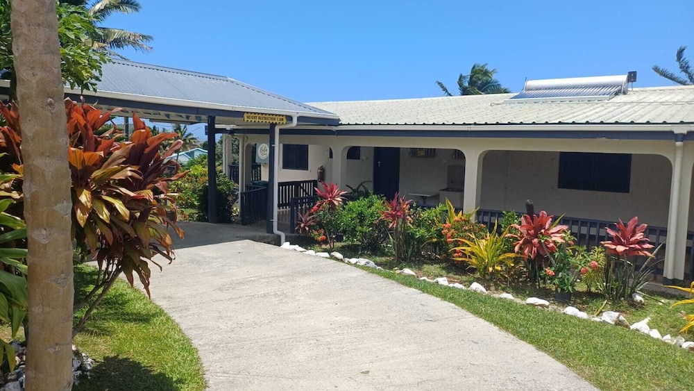 

Venezia - Sigatoka - Bula Retreat