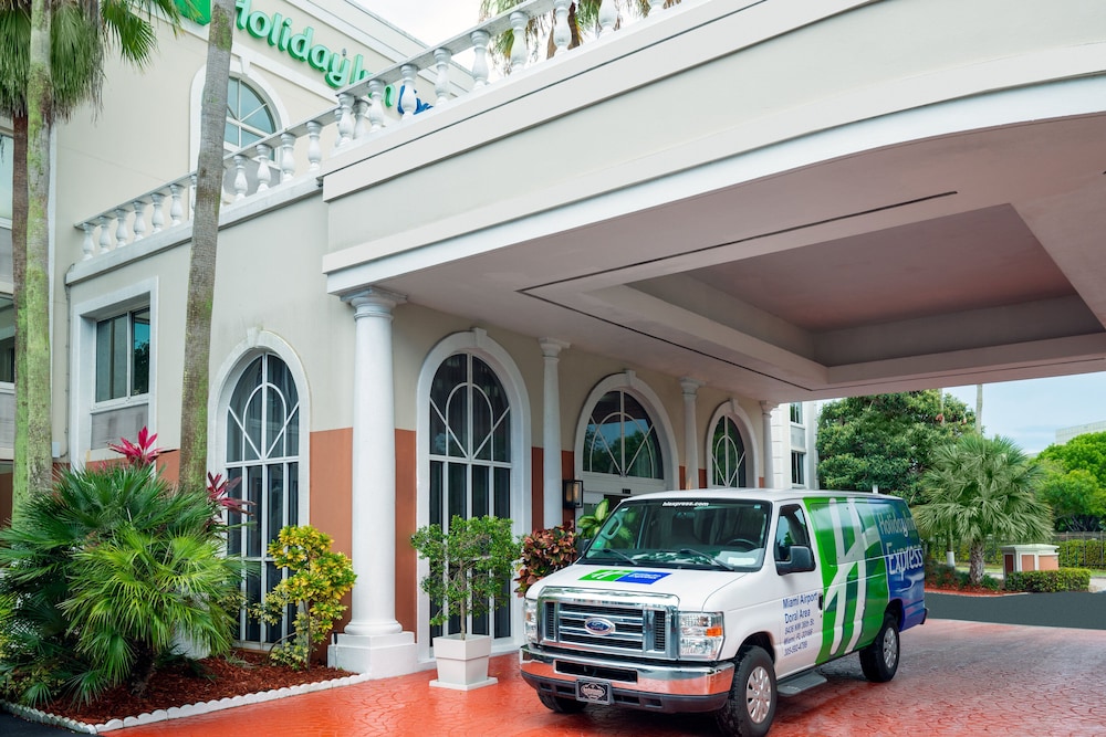 

Bologna - Miami, Florida - Holiday Inn Express Miami Airport Doral Area