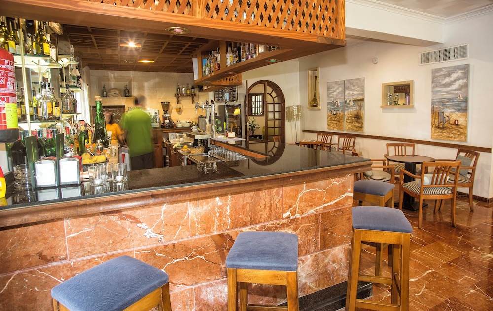 

Cagliari - Colonia Sant Jordi - Hotel Martorell