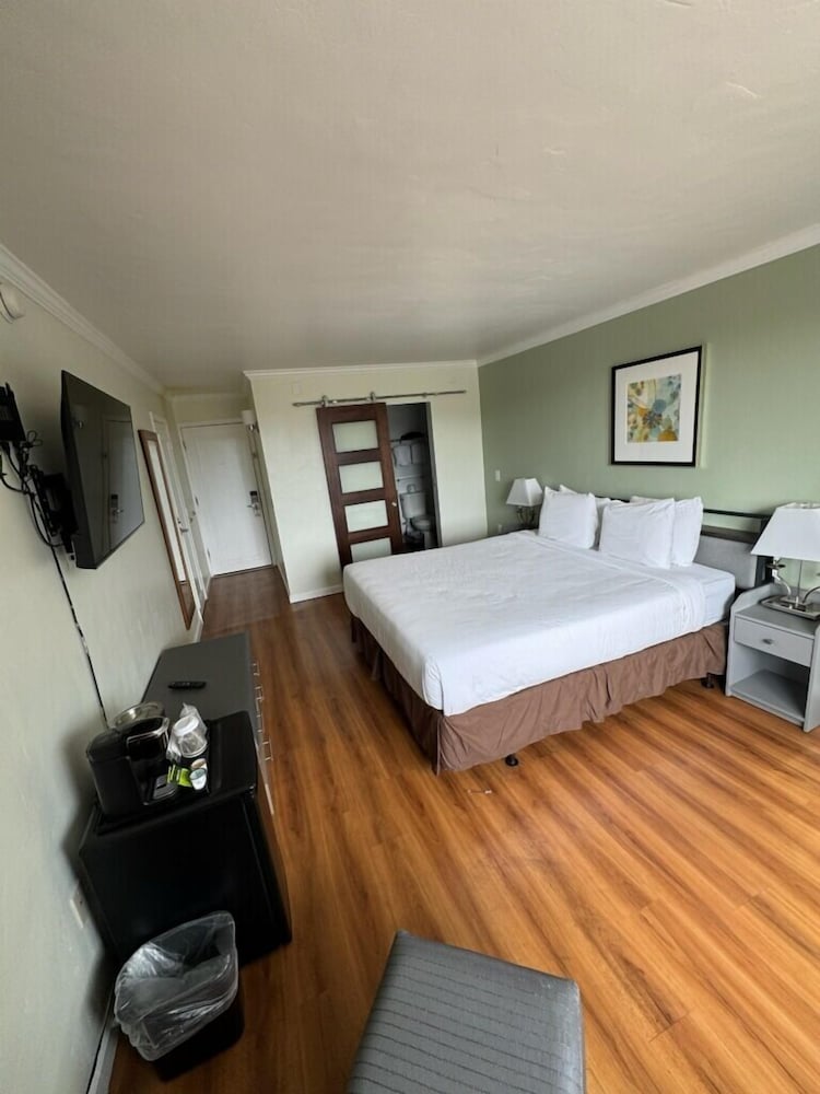 

Torino - Oakland (CA) - Marina Village Inn