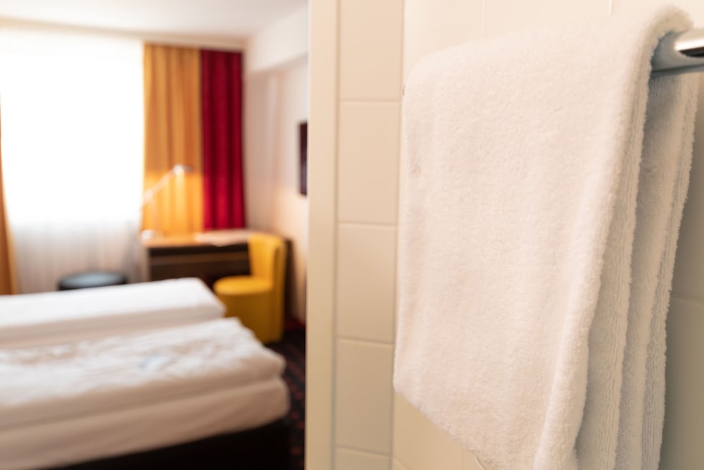 

Genova - Vienna - Senator Hotel Vienna