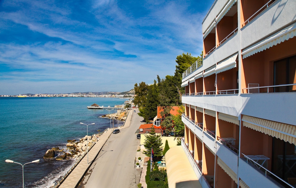 

Cagliari - Valona - Hotel New York