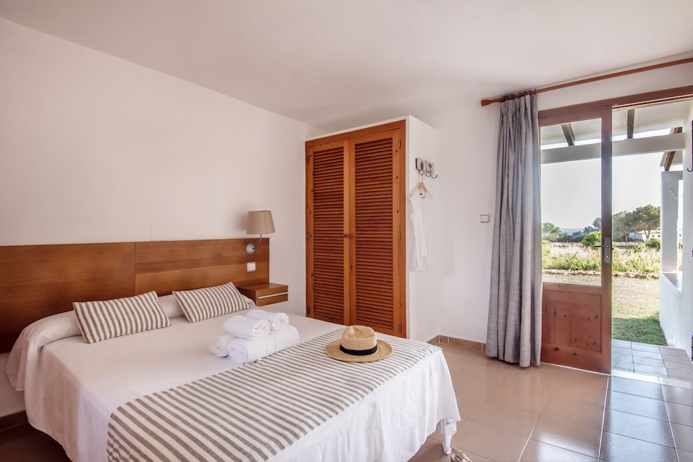 

Napoli - San Francisco Javier - Bungalows Es Pins - Emar Hotels