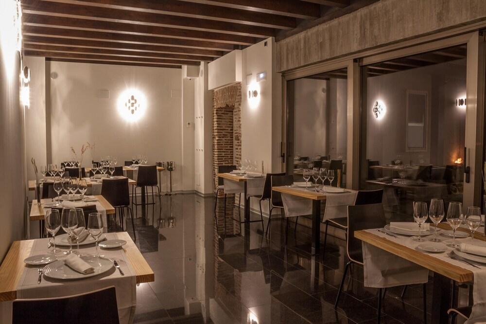

Bari - Ávila - María Pacheco Hotel Boutique