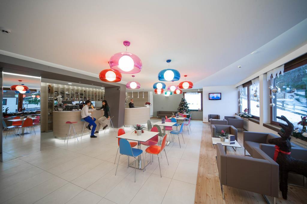 

Bari - Folgaria - Hotel Villaggio Nevada