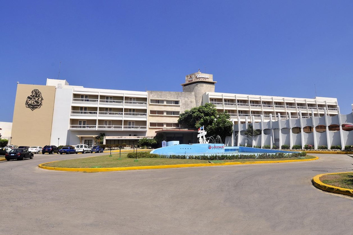

Bologna - Havana - Hotel Cubanacan Comodoro