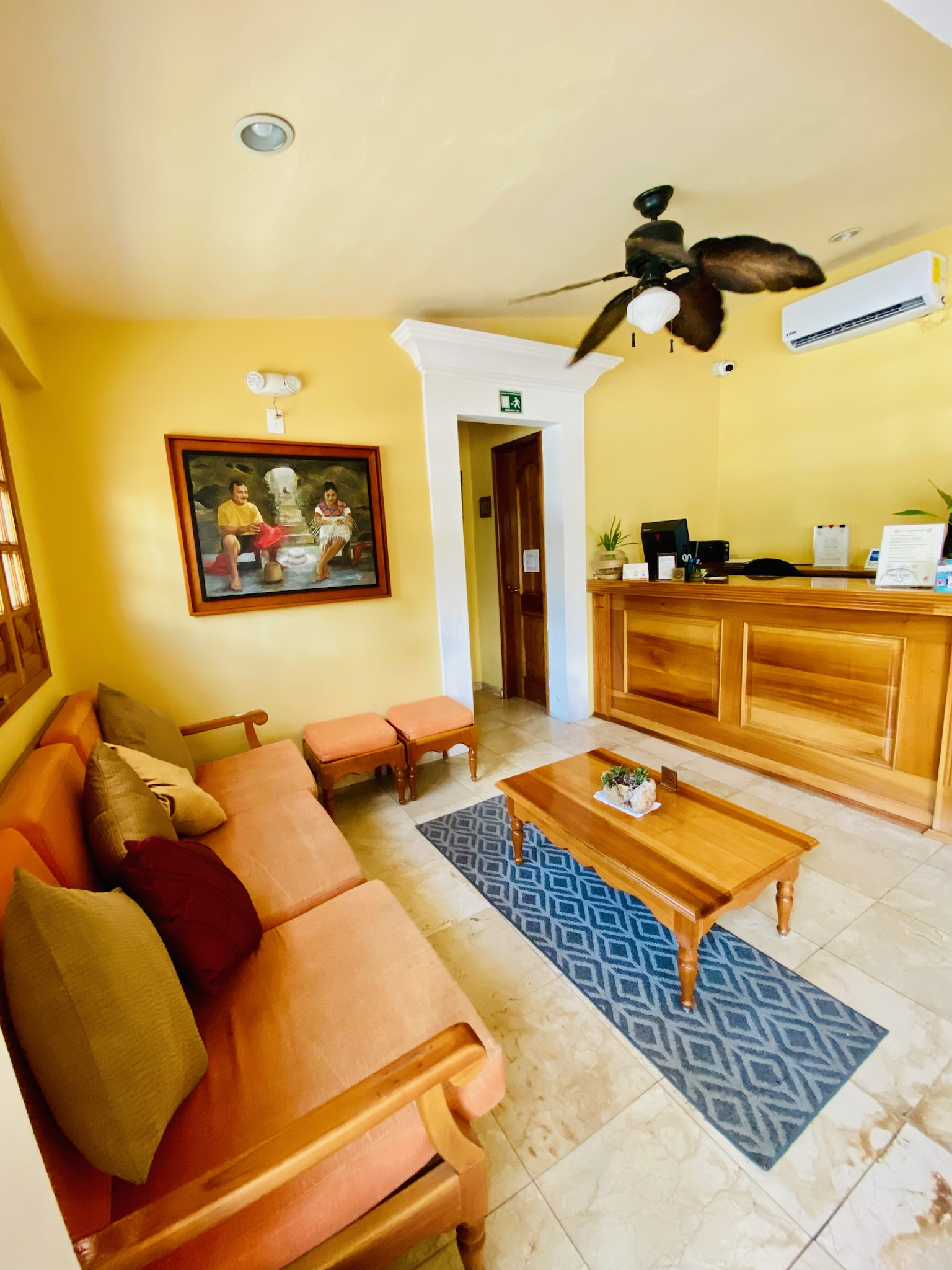 Cancun International Suites