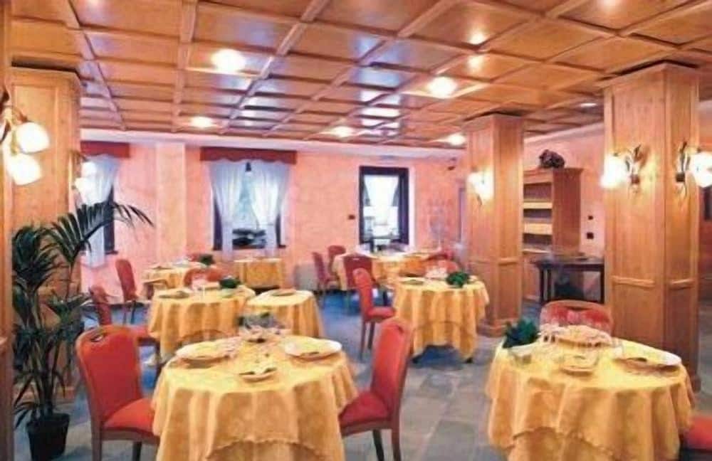 

Bari - Courmayeur - Hotel Alpechiara