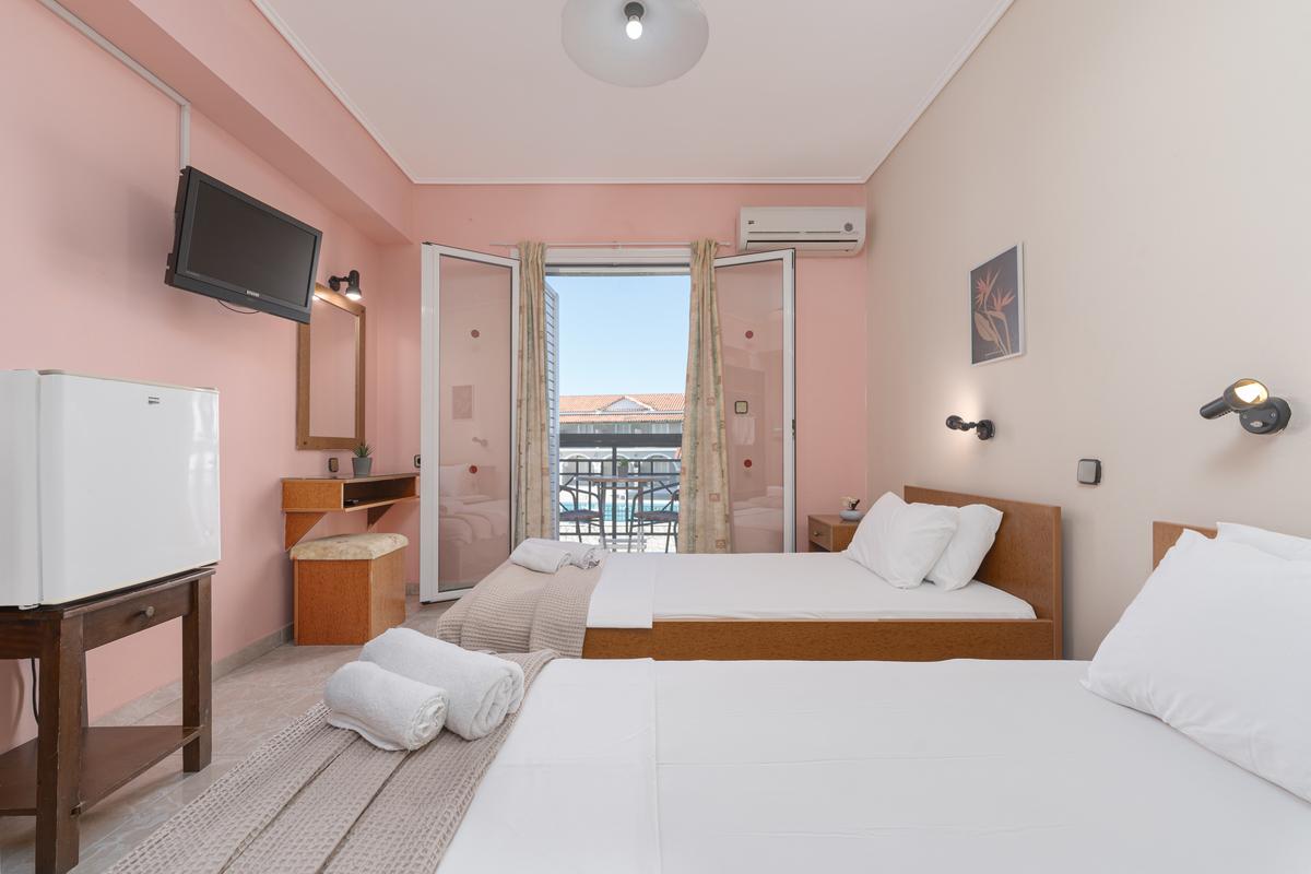 

Verona - Tsilivi - Hotel Aura