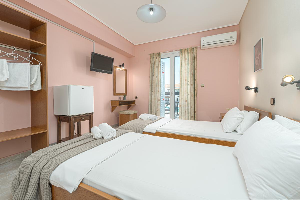 

Napoli - Lithakia - Hotel Aura