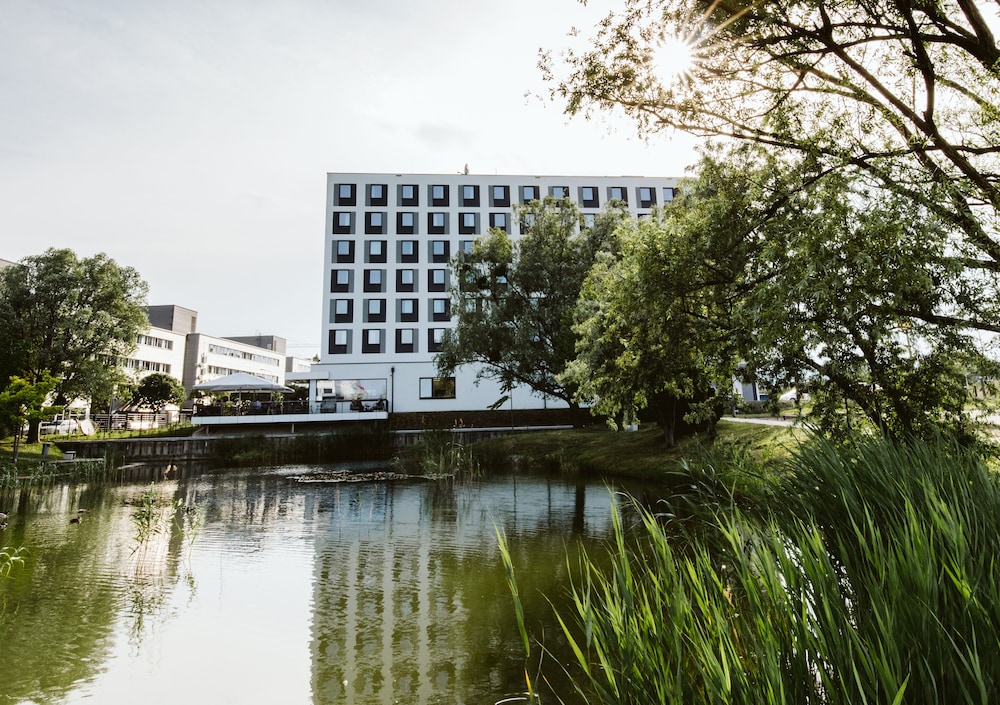 

Lamezia Terme - Vienna - Hotel Rainers21