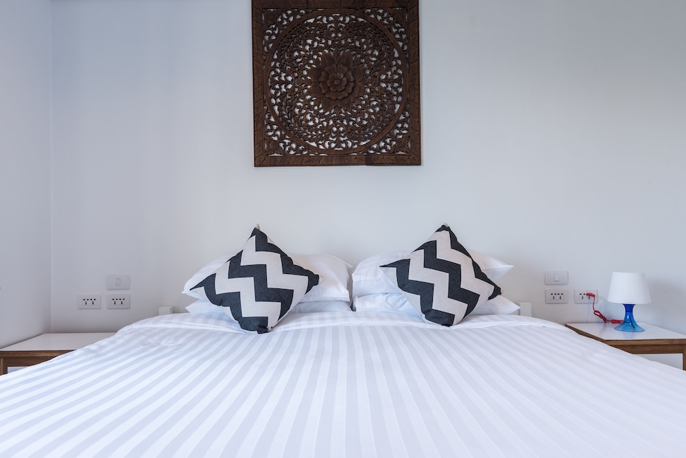 

Milano - Thalang - Maikhao Hotel, Phuket