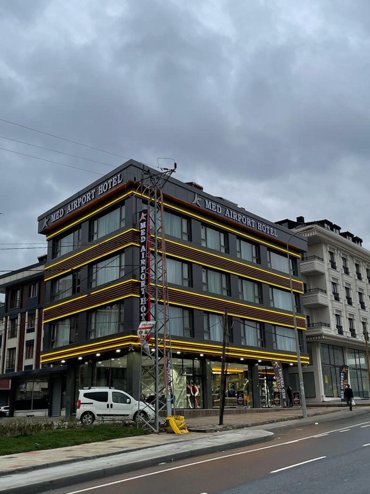 

Venezia - Istanbul - MED Airport Hotel