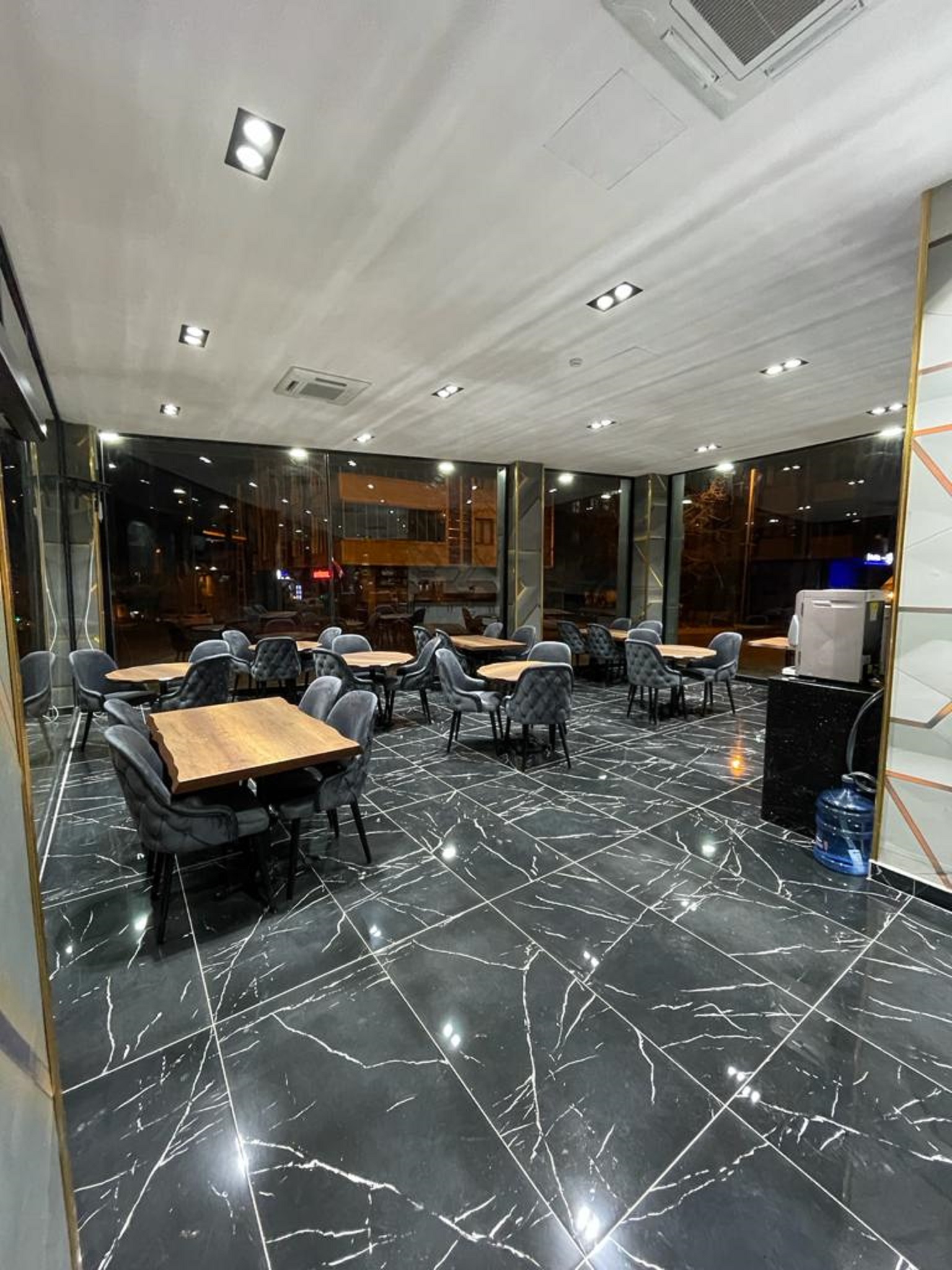 

Brindisi - Istanbul - MED Airport Hotel