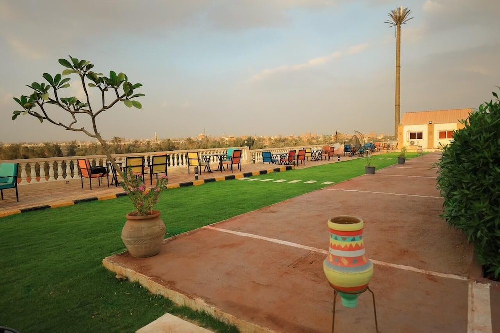 

Roma - Giza - Horus Mini Resort