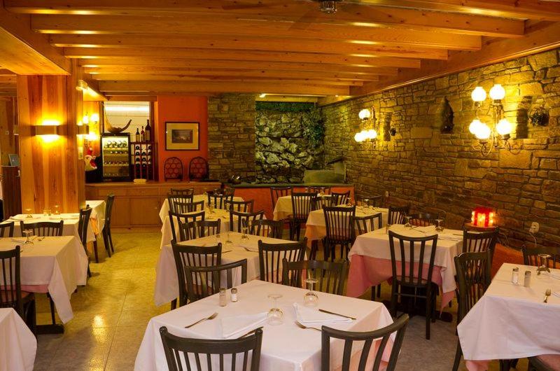 

Napoli - Principato di Andorra - Hotel Victoria