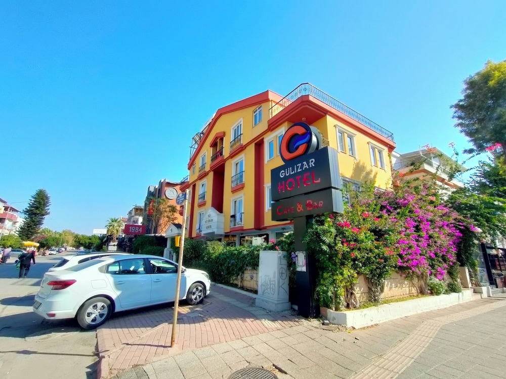 

Milano - Antalya - Gülizar Hotel Konyaaltı