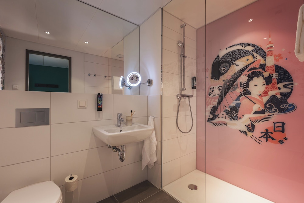 

Milano - Ratingen - Holiday Inn - the niu, Tab Dusseldorf Main Station