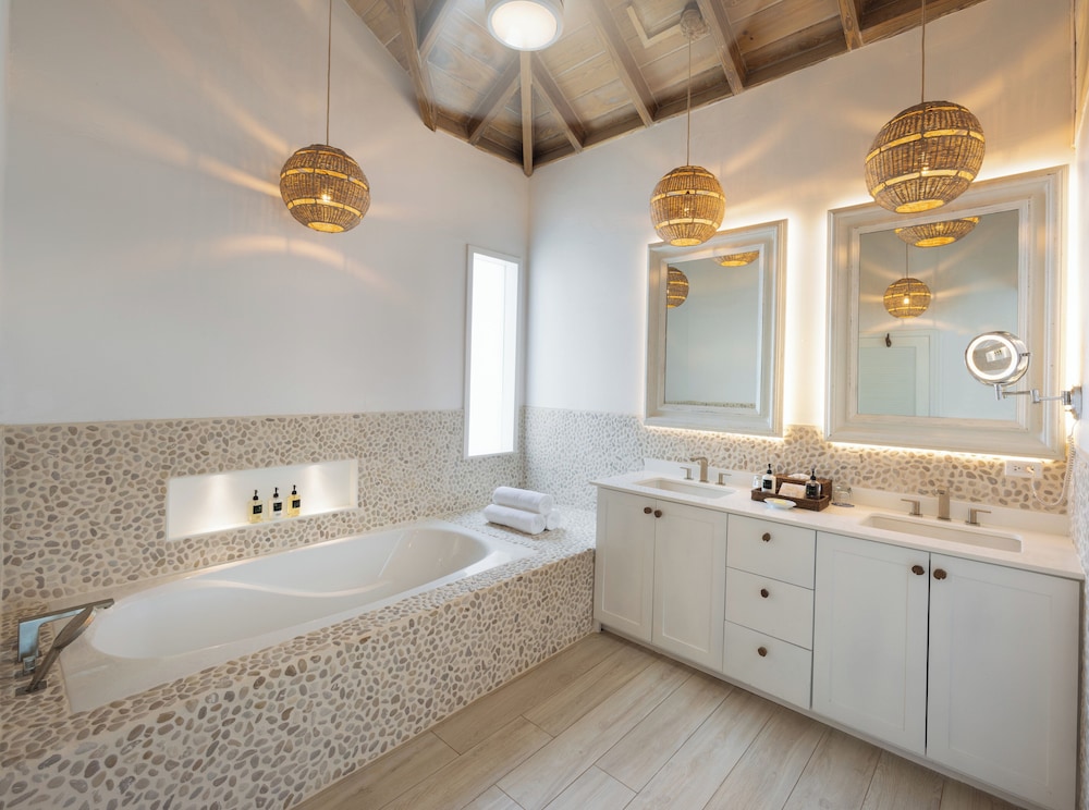 

Bologna - Jolly Harbour - Galley Bay Resort & Spa