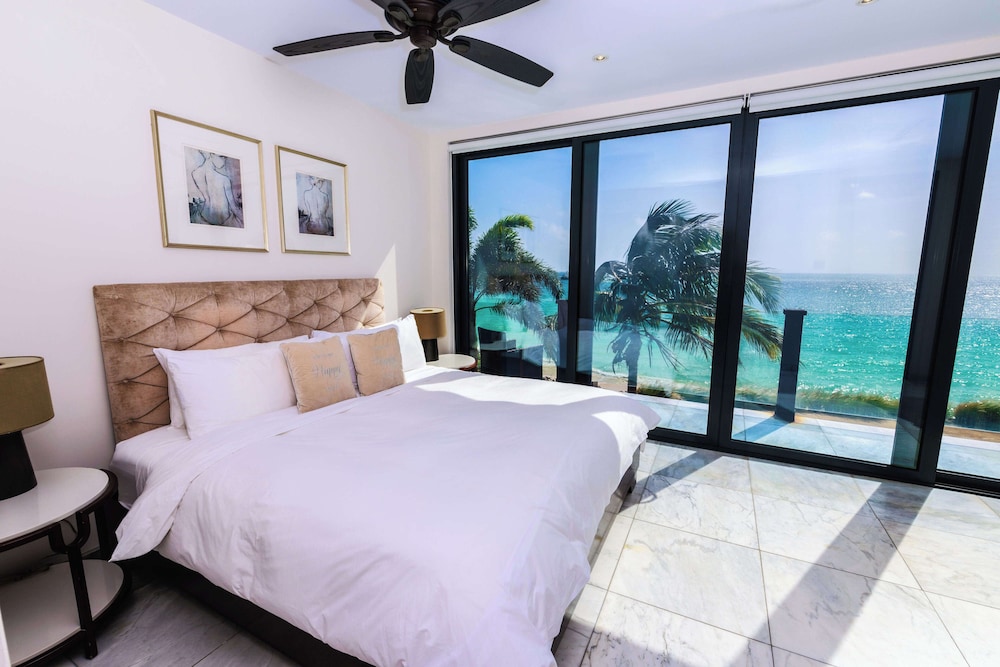 

Milano - Bolans - Tamarind Hills Resort & Villas