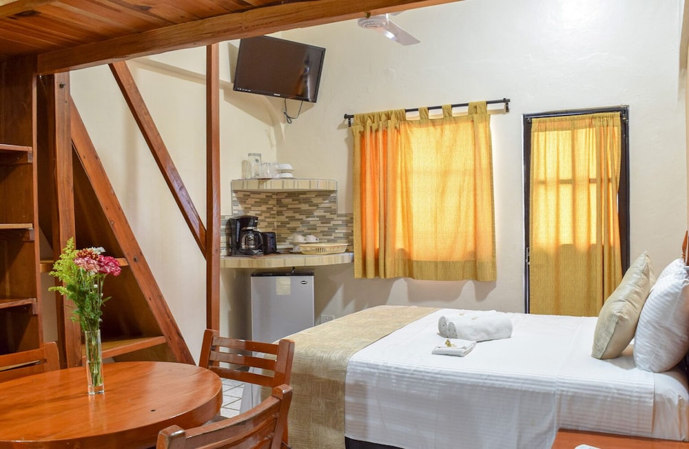 

Napoli - Isla Mujeres - Hotel & Restaurant Bucaneros, Isla Mujeres