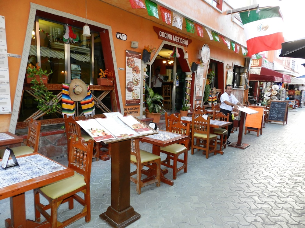 

Milano - Isla Mujeres - Hotel & Restaurant Bucaneros, Isla Mujeres