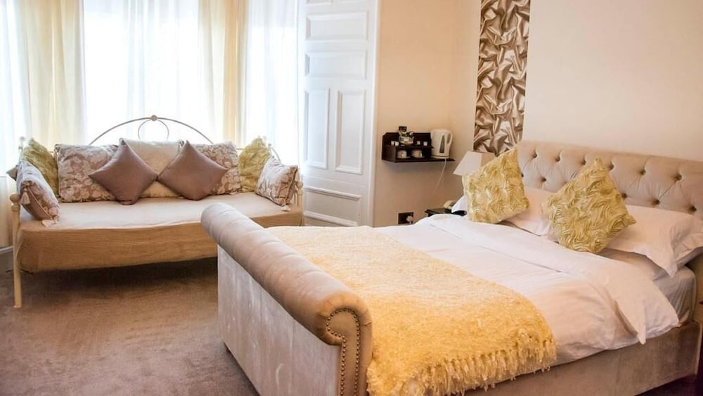 

Catania - Glasgow - Avonbridge Hotel