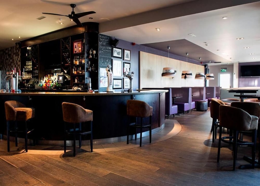 

Bari - Glasgow - Avonbridge Hotel