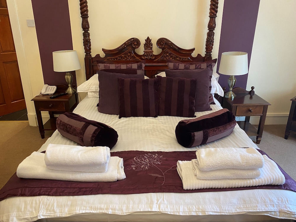 

Bari - Glasgow - Avonbridge Hotel