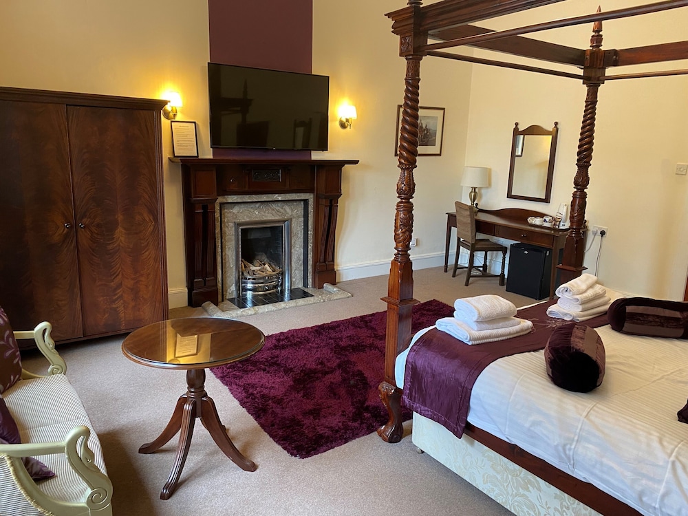 

Bari - Glasgow - Avonbridge Hotel